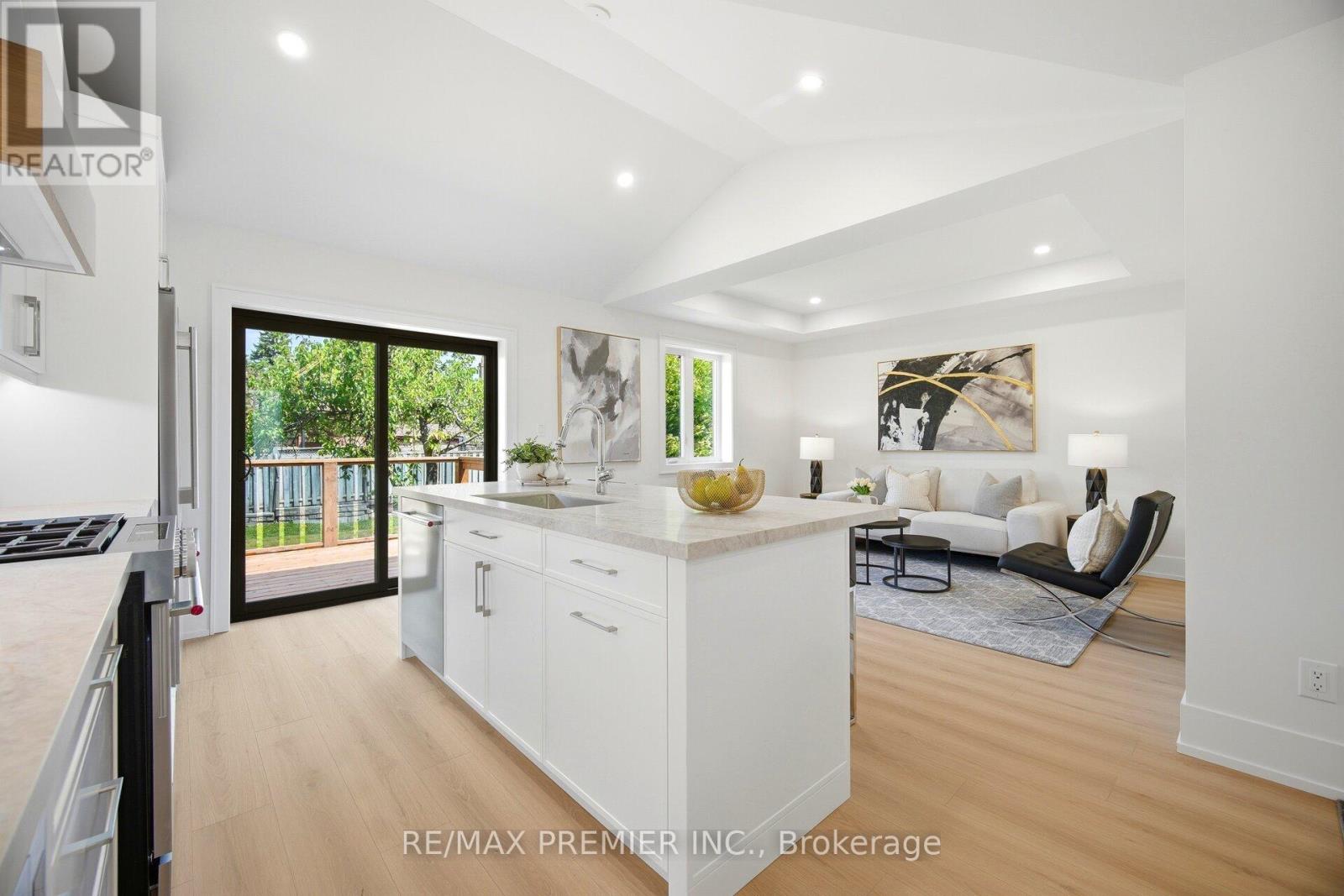 62 FLAMBOROUGH DRIVE - 13