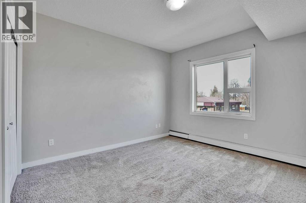 #13 330 2nd Street W - 22