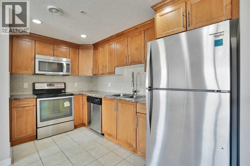 #13 330 2nd Street W - 8