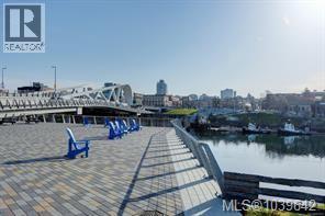 814 1628 Store Street, Victoria