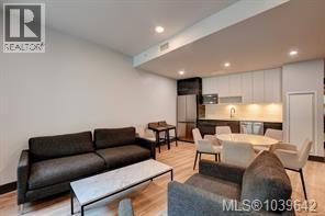 814 1628 Store Street, Victoria