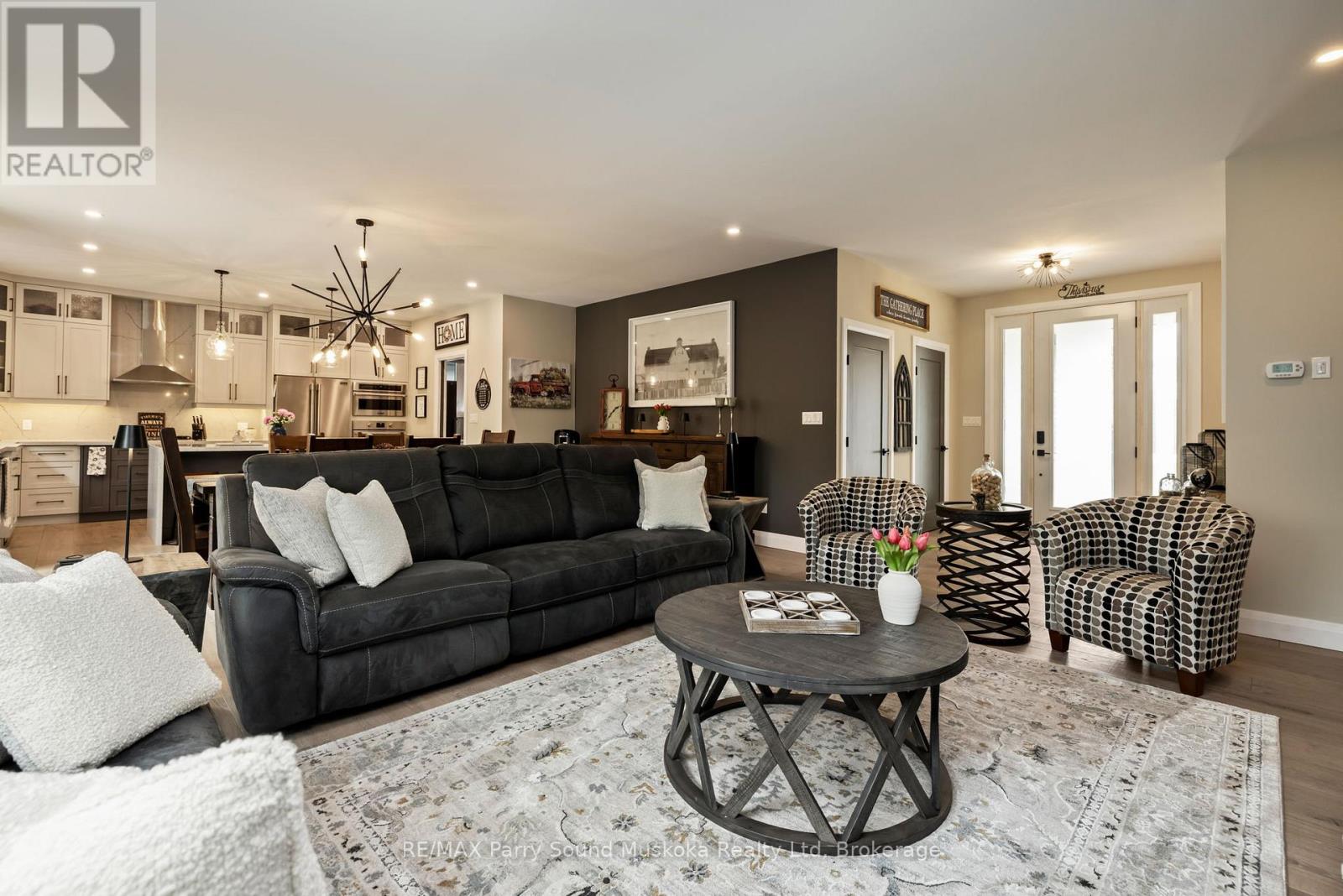 270 NOBEL ROAD - 4
