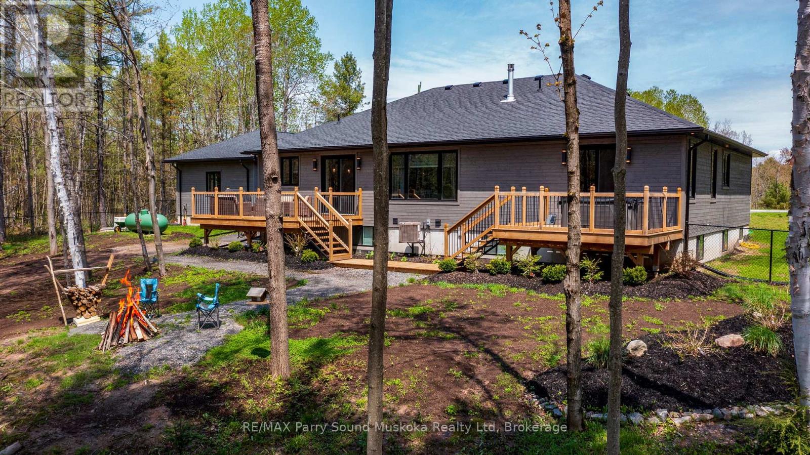 270 NOBEL ROAD - 43