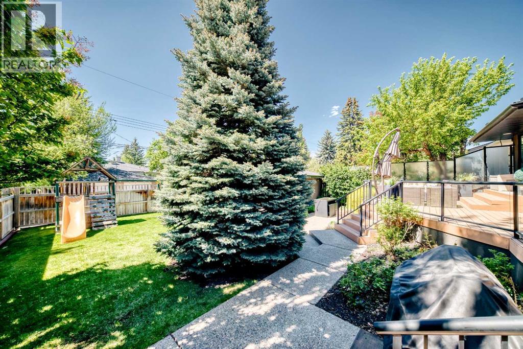3631 12 Street SW — photo 34