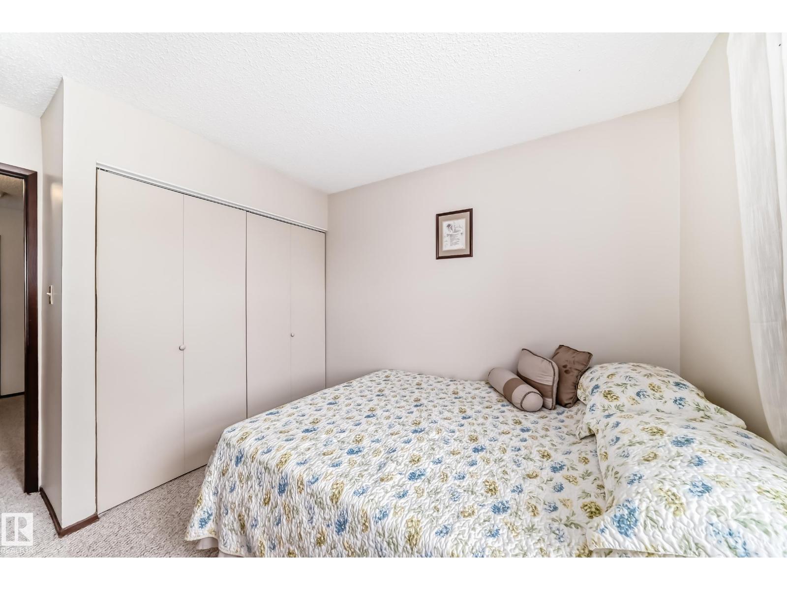 #15 6220 172 ST NW - 28