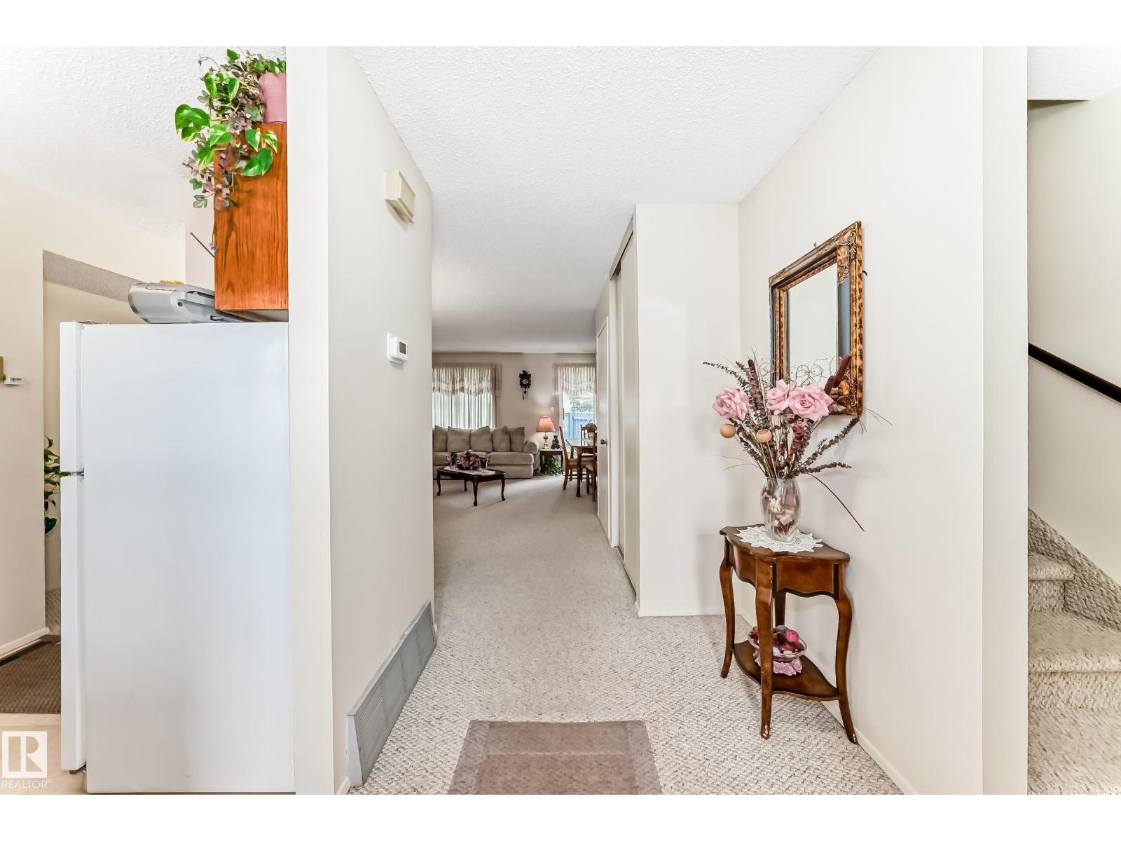 #15 6220 172 ST NW - 5