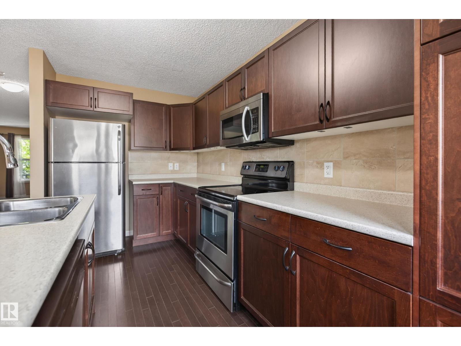 5636 18 AV SW - 15