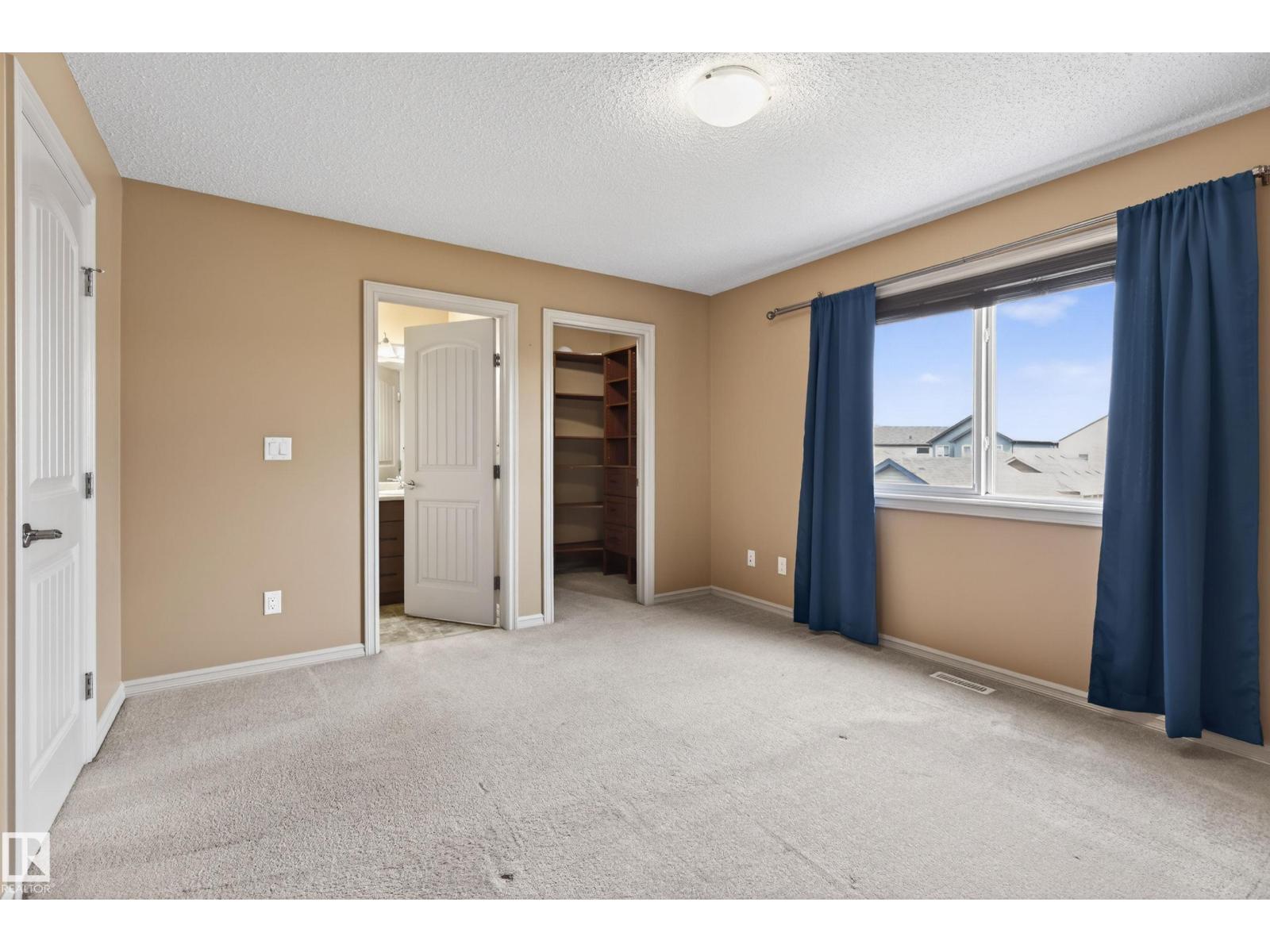 5636 18 AV SW - 25