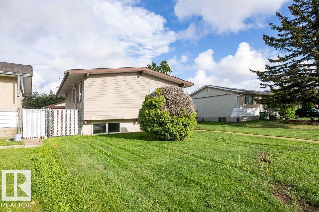 10639 104 ST - photo 2