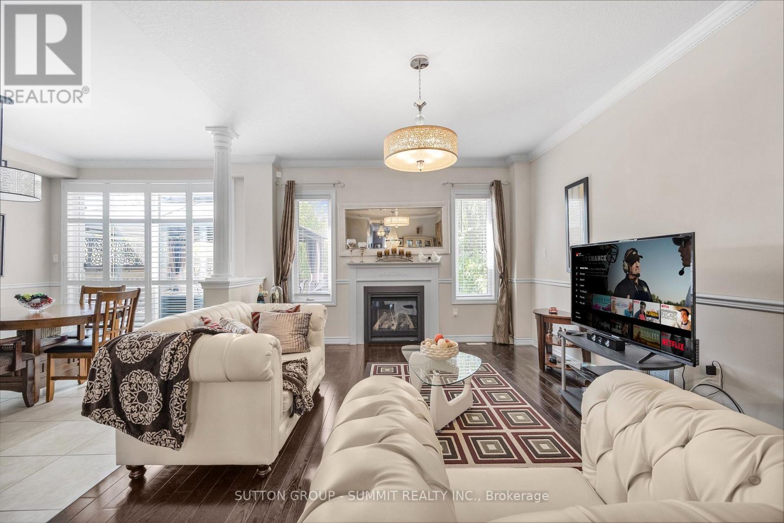 238 KING STREET S - 6