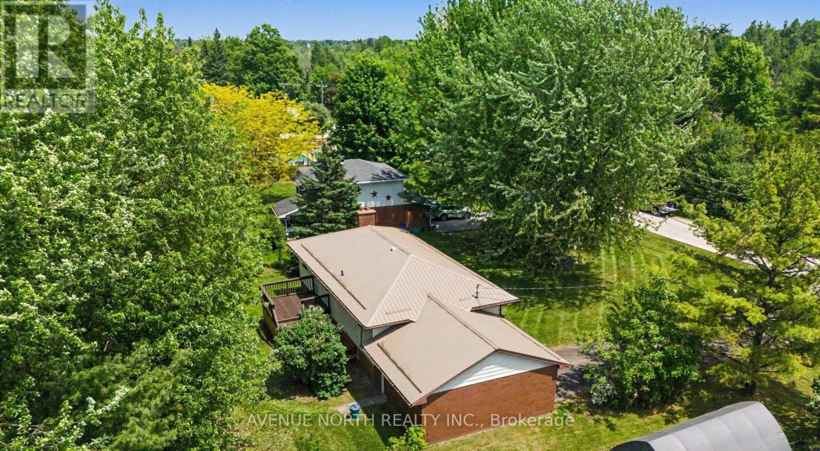 146 DUNCAN STREET - 44