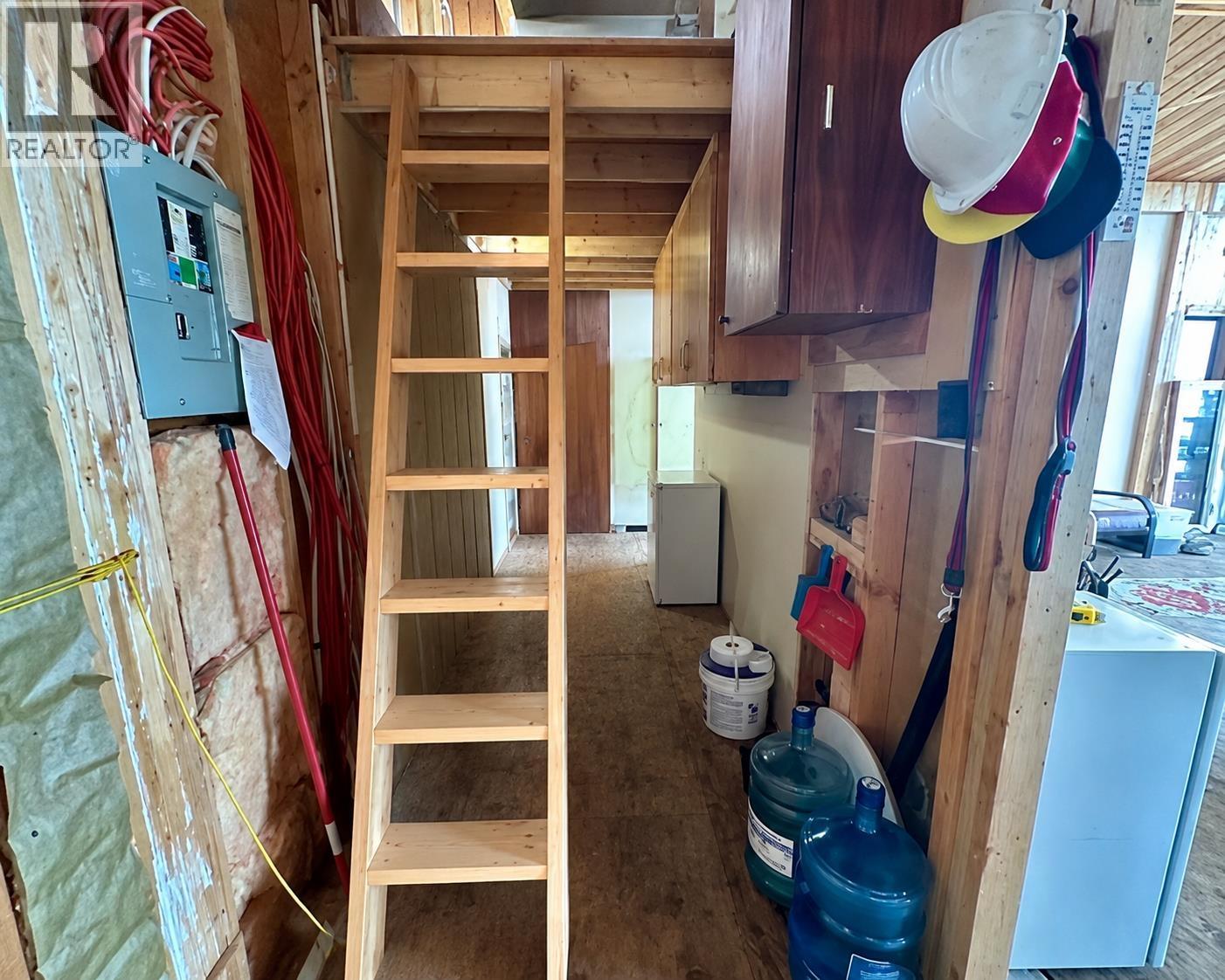 1367 S GREEN LAKE ROAD - 14