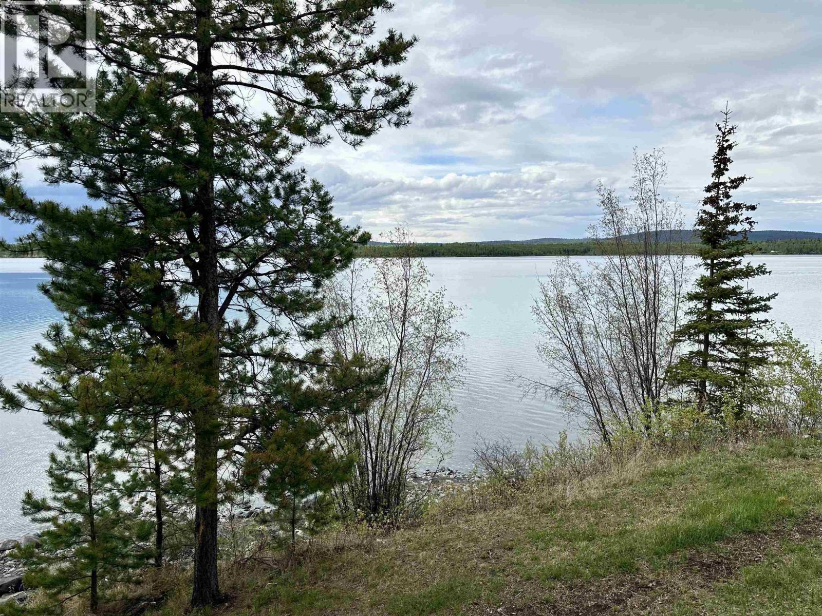 1367 S GREEN LAKE ROAD - Image 18