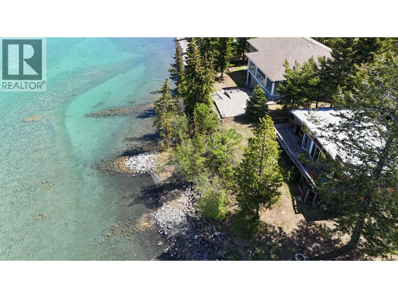 1367 S GREEN LAKE ROAD - Image 32