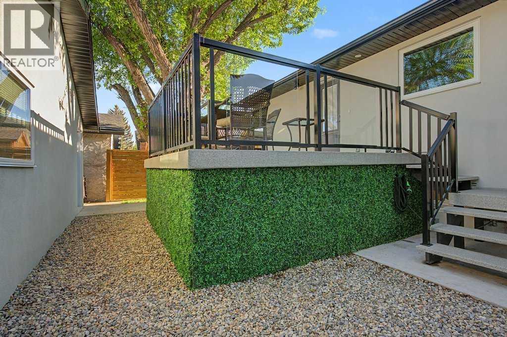 12108 Lake Waterton Way SE — photo 8