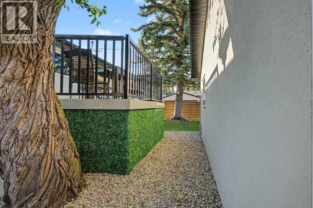 12108 Lake Waterton Way SE — photo 7