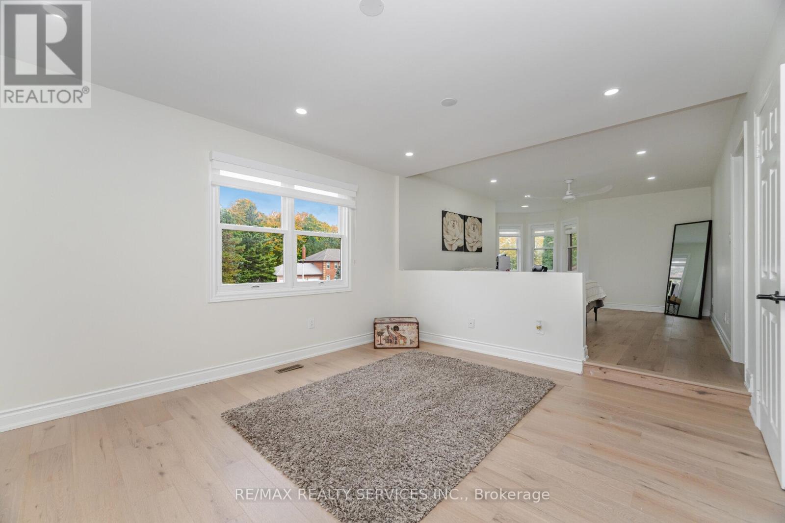 14 SNOWBERRY COURT - 27