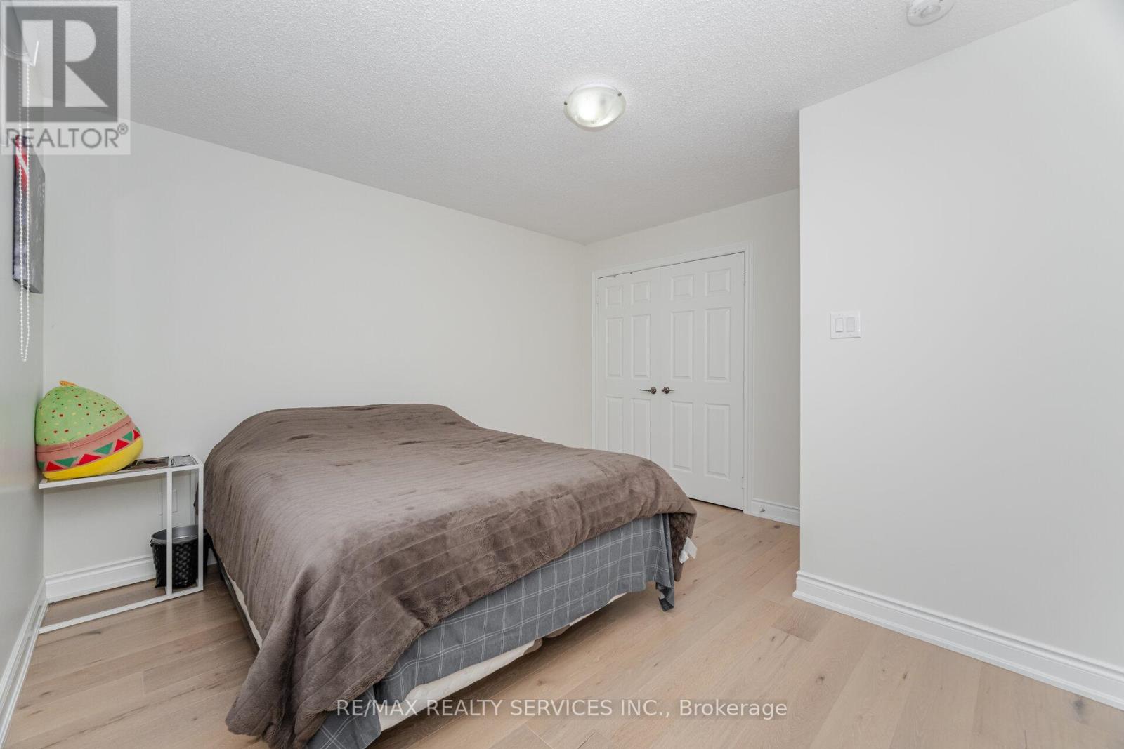 14 SNOWBERRY COURT - 39