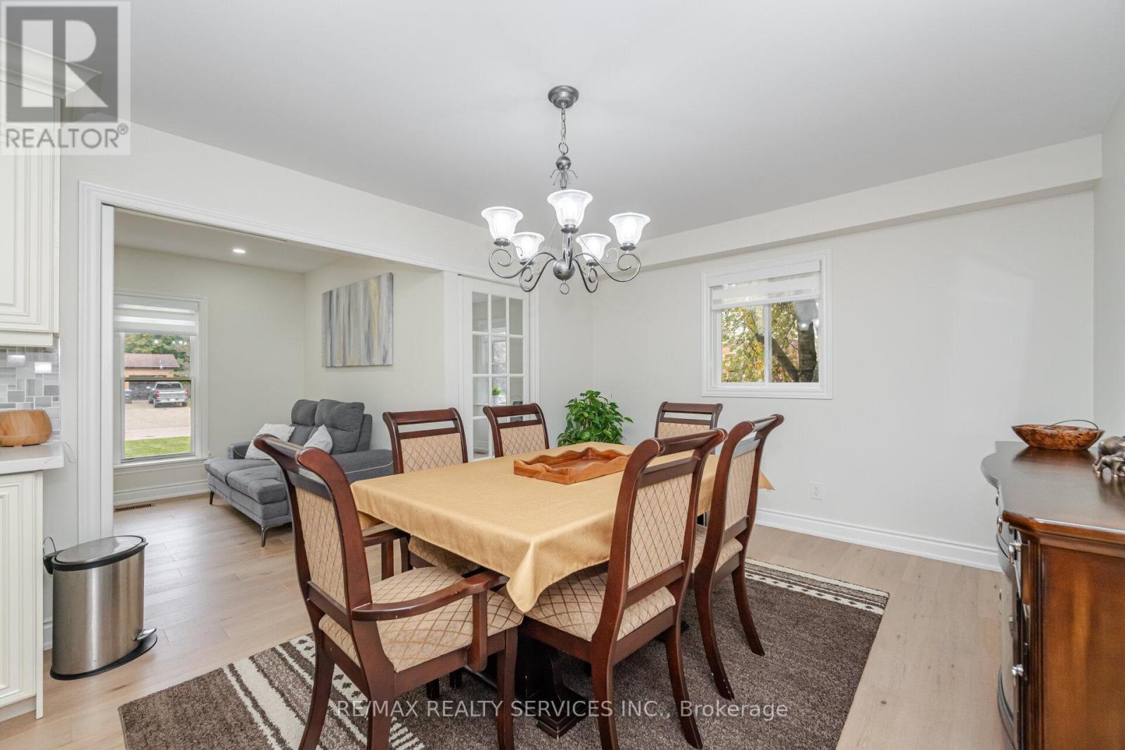 14 SNOWBERRY COURT - 9