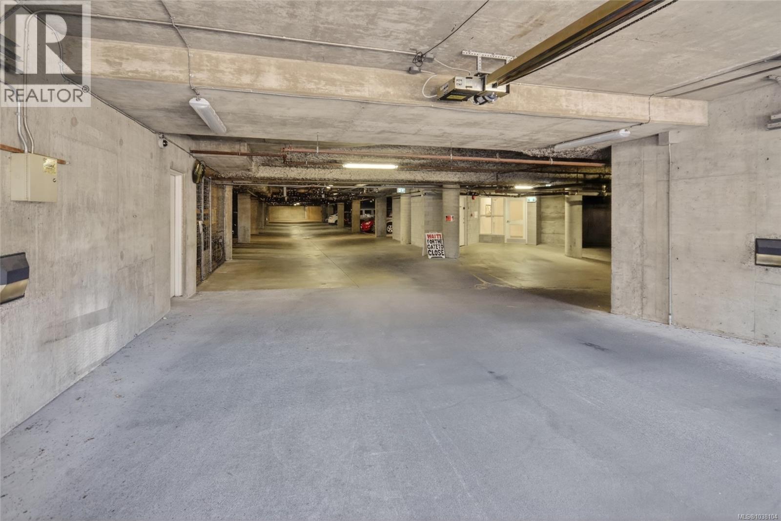 #113 770 Poplar St - 27