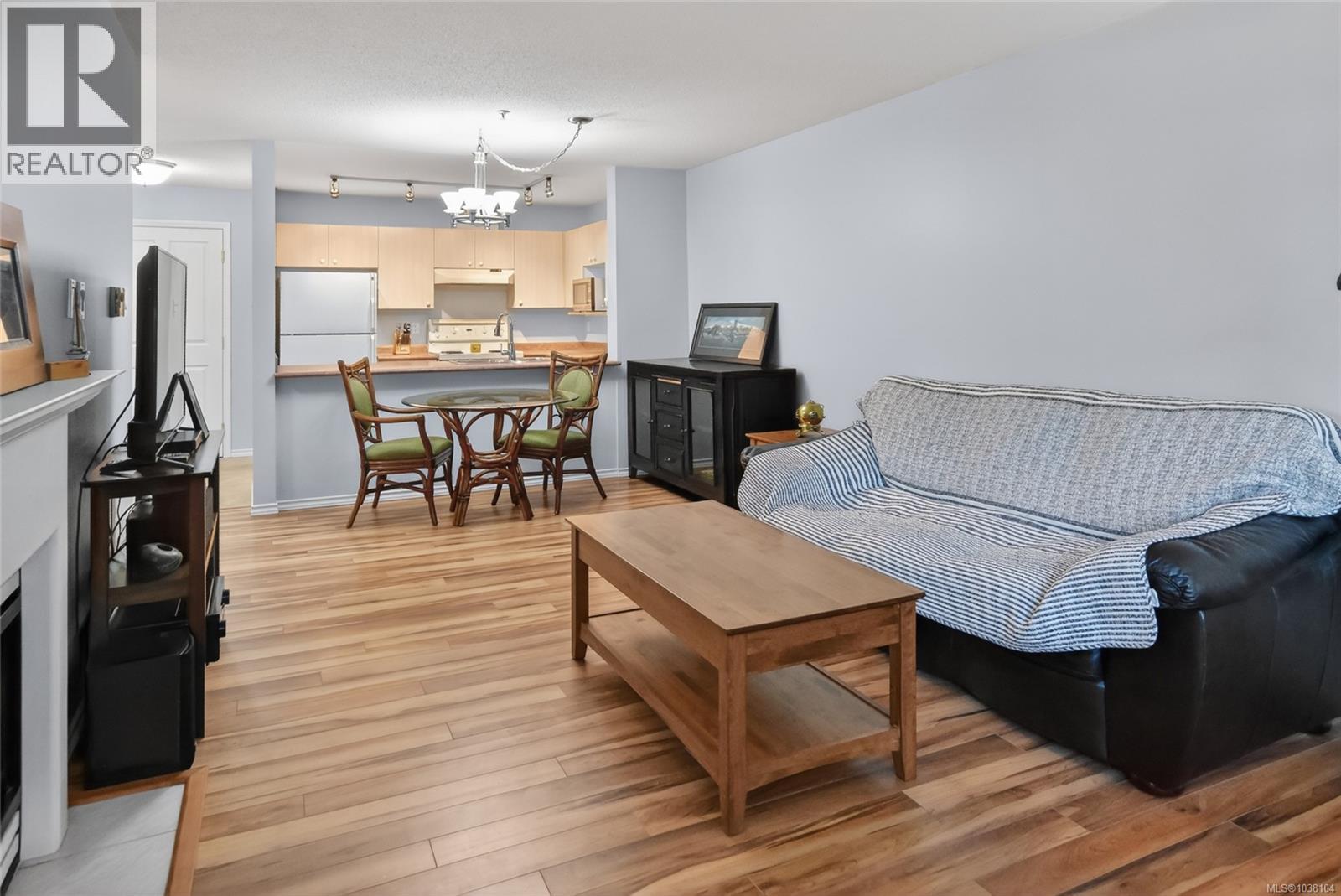 #113 770 Poplar St - 6
