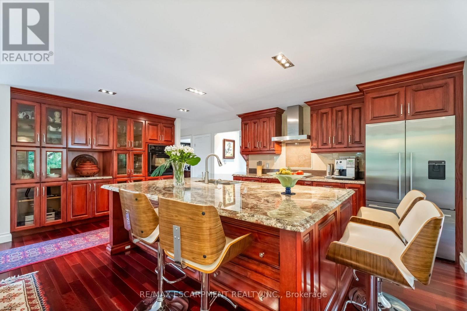 493 RIDGE ROAD E - 16