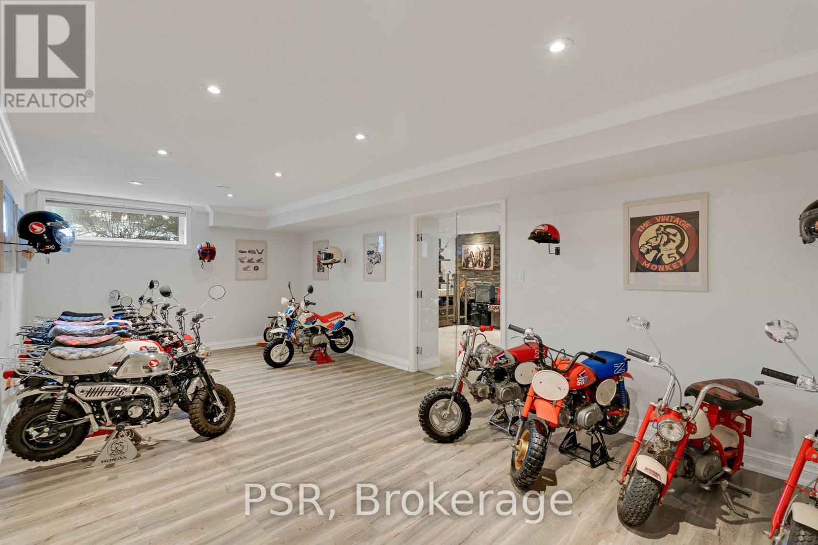 140 RAVENDALE COURT - 28
