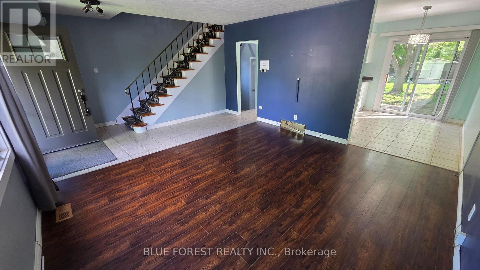 230 CAIRN STREET - 5