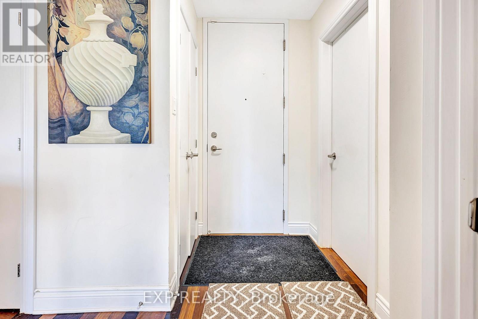 #10 323 WINONA AVENUE - 15
