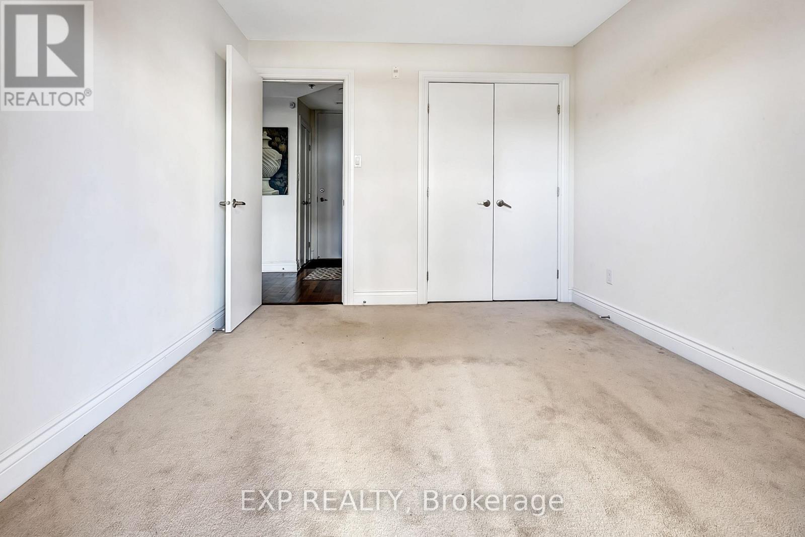 #10 323 WINONA AVENUE - 23