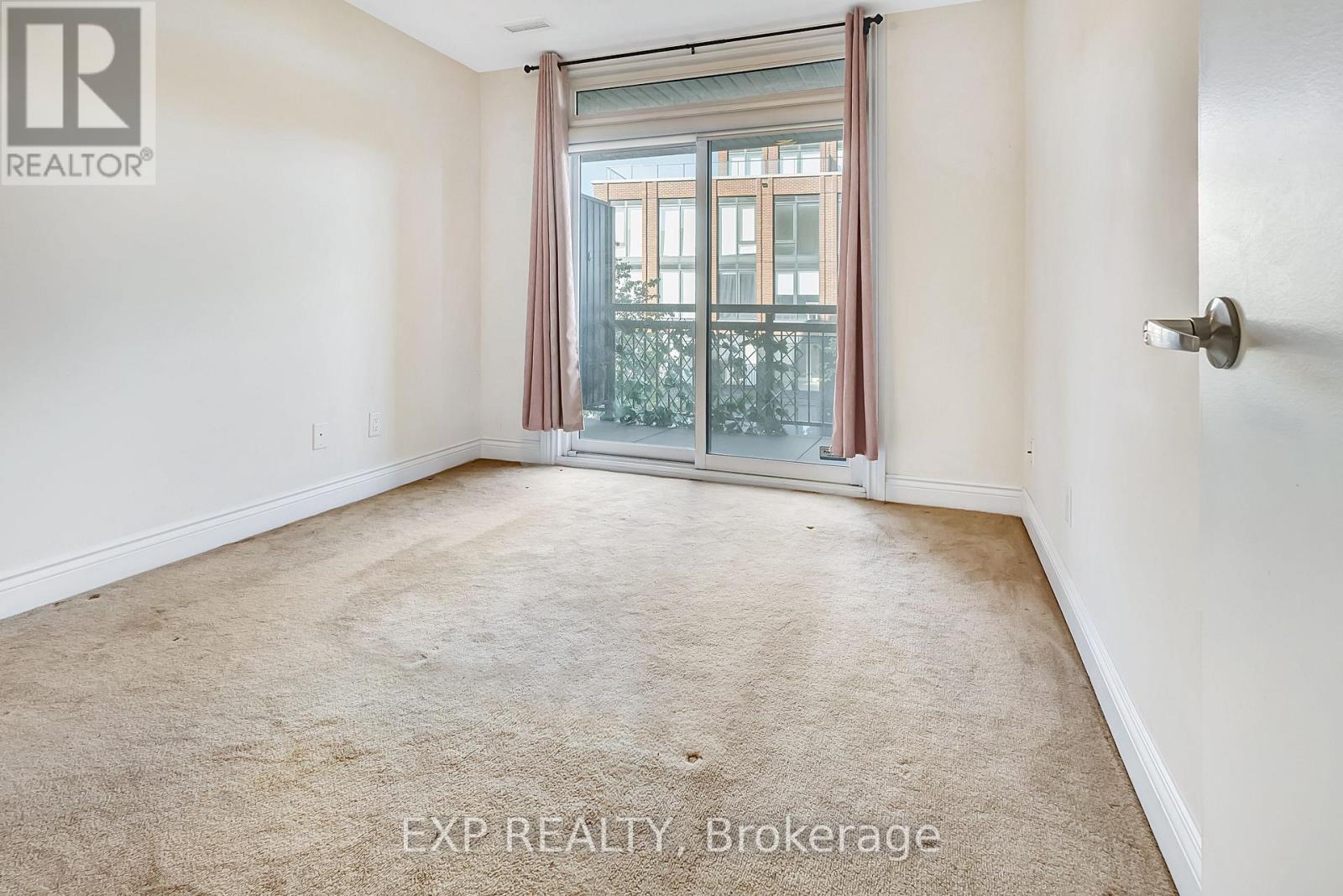 #10 323 WINONA AVENUE - 22
