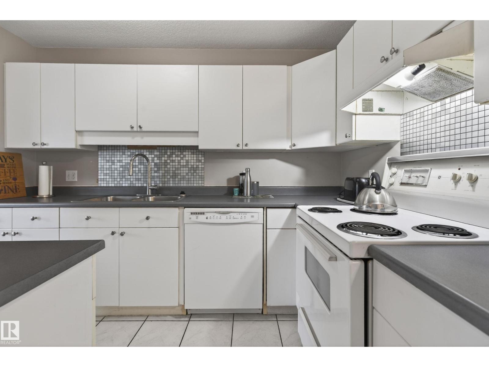 #21 501 YOUVILLE DR E NW - 6