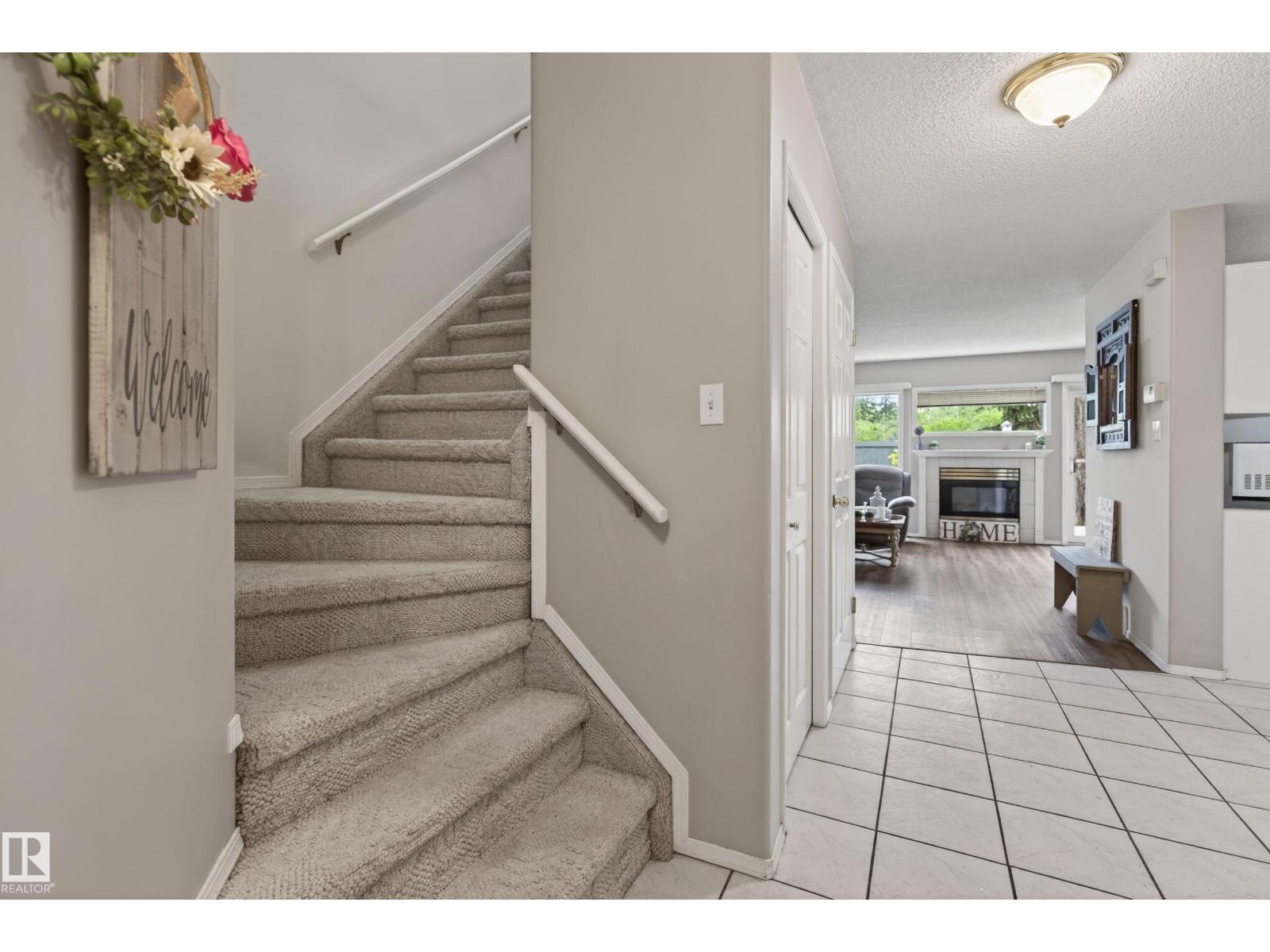 #21 501 YOUVILLE DR E NW - 3