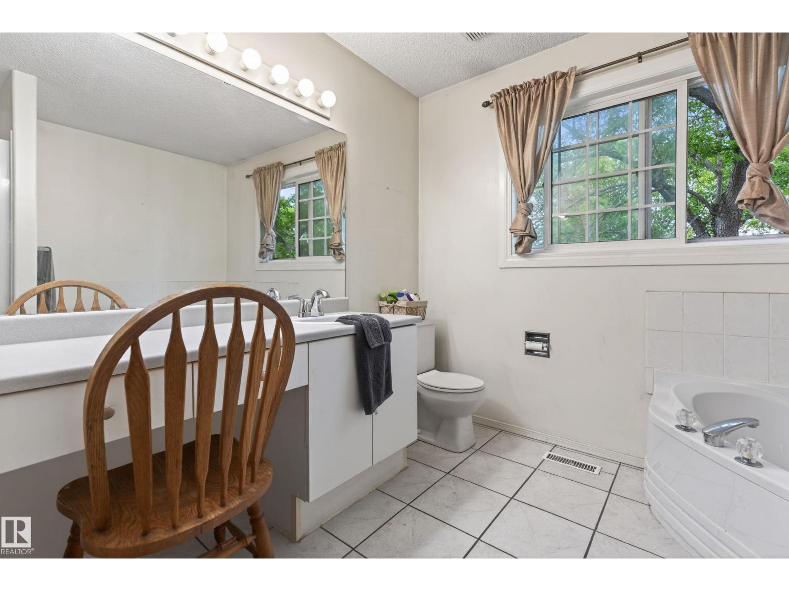 #21 501 YOUVILLE DR E NW - 23