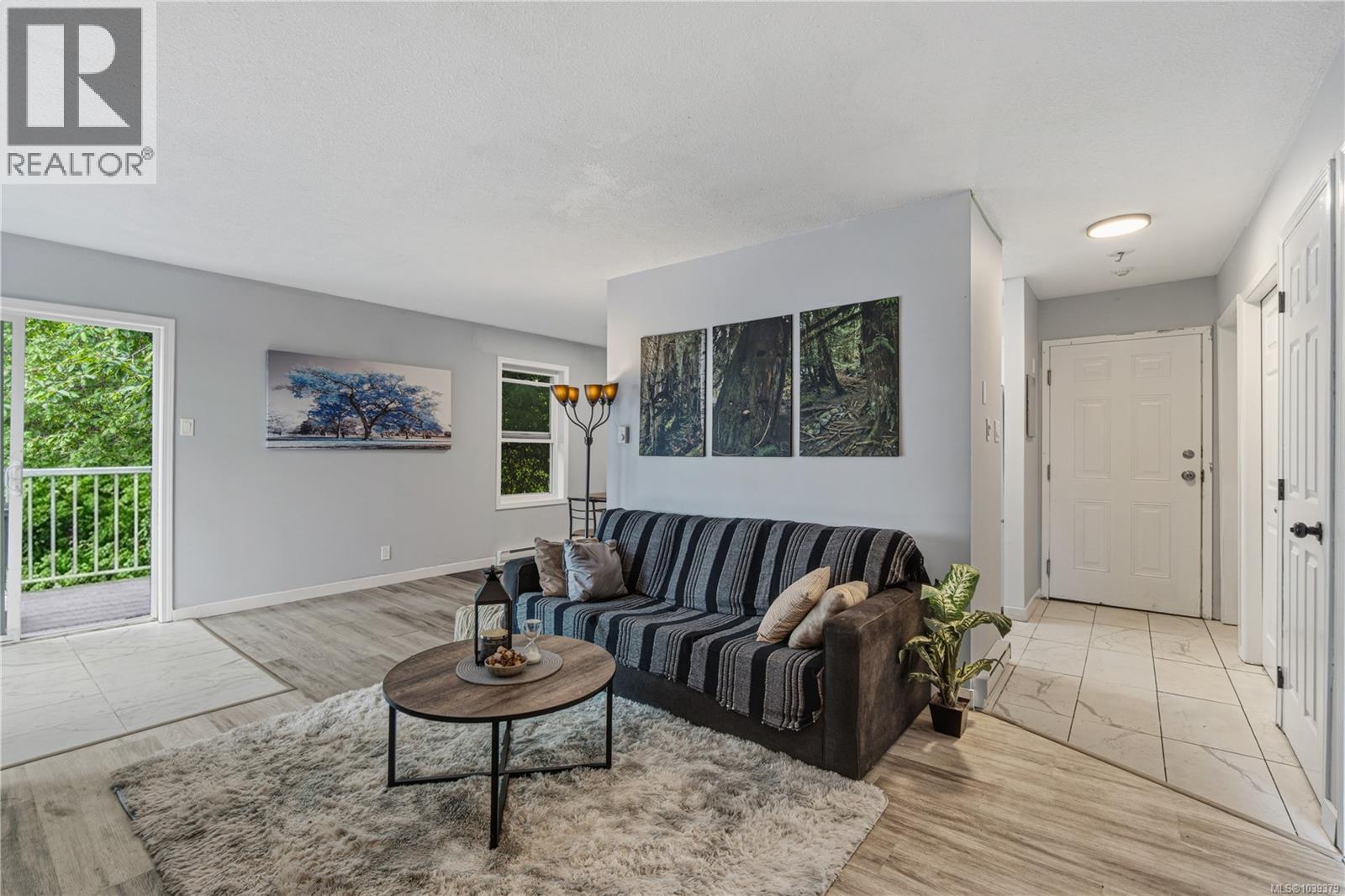 #205 311 Mt. Benson St - 11