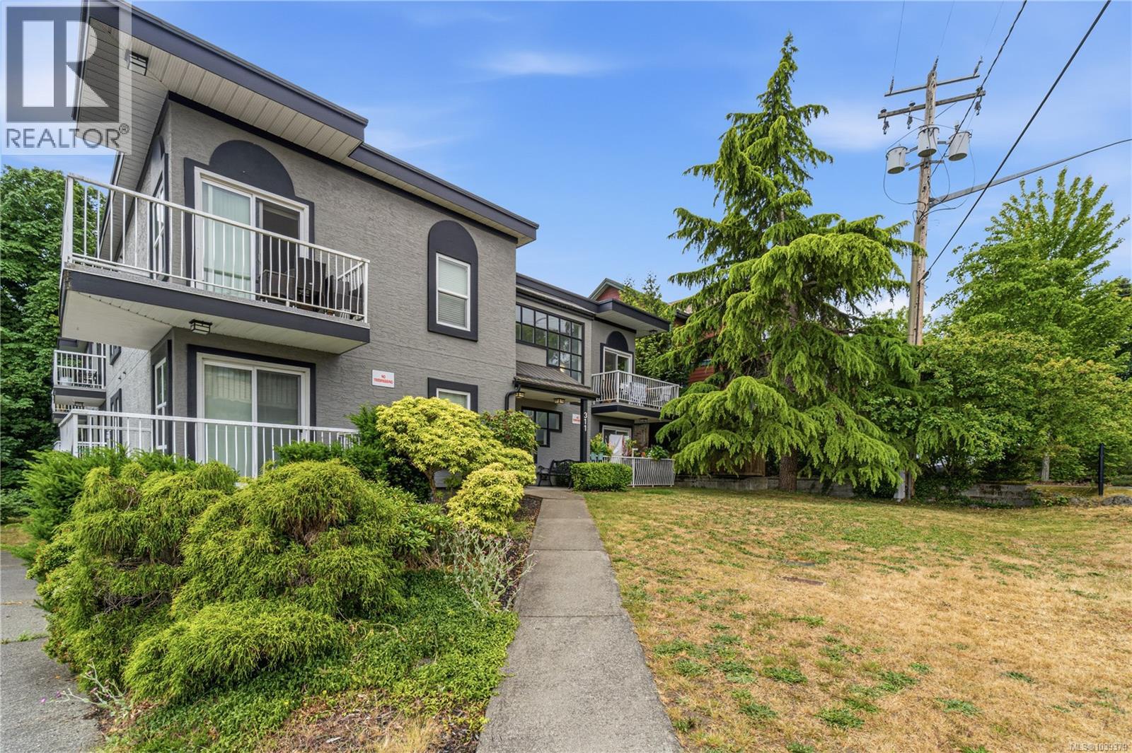 #205 311 Mt. Benson St - 1
