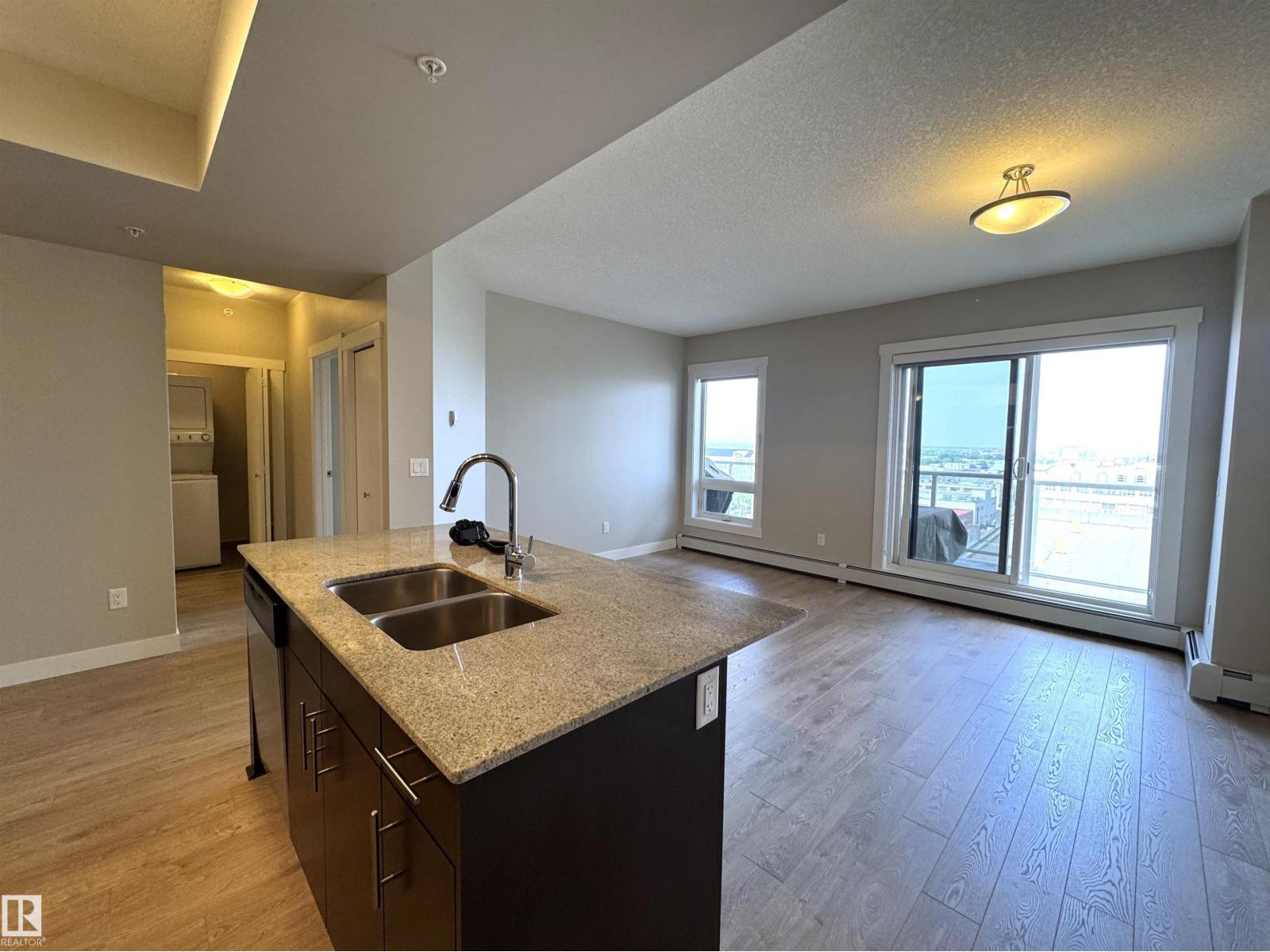 #703 10226 104 ST NW - 10
