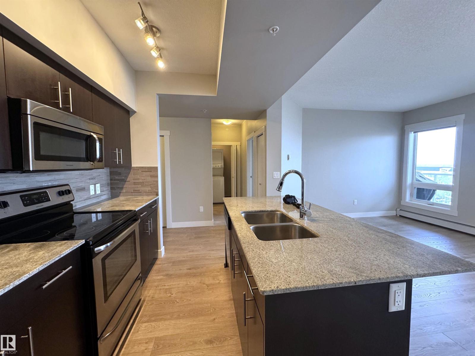 #703 10226 104 ST NW - 8