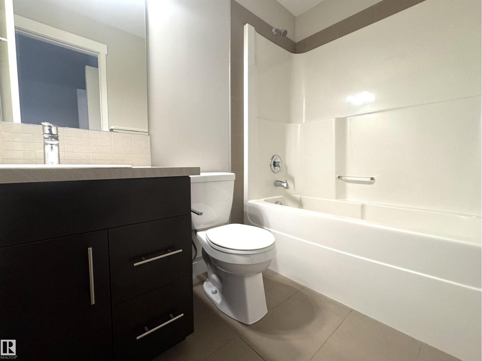 #703 10226 104 ST NW - 14