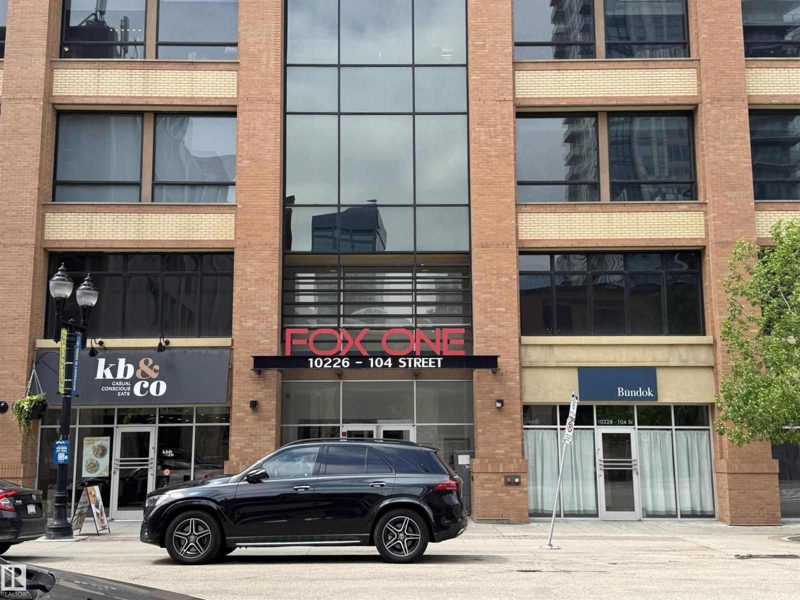 #703 10226 104 ST NW - 2