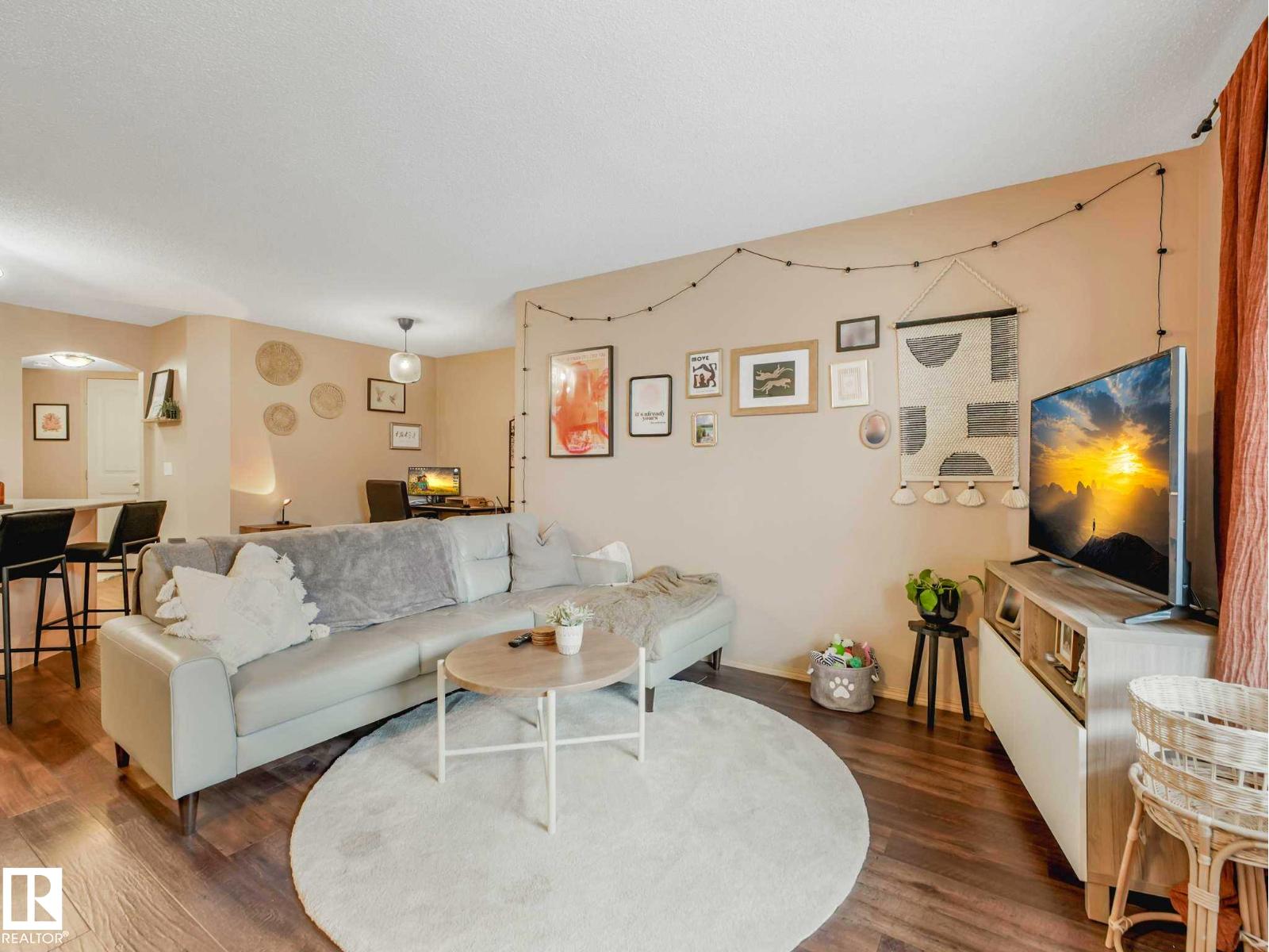 #93 604 62 ST SW - 5