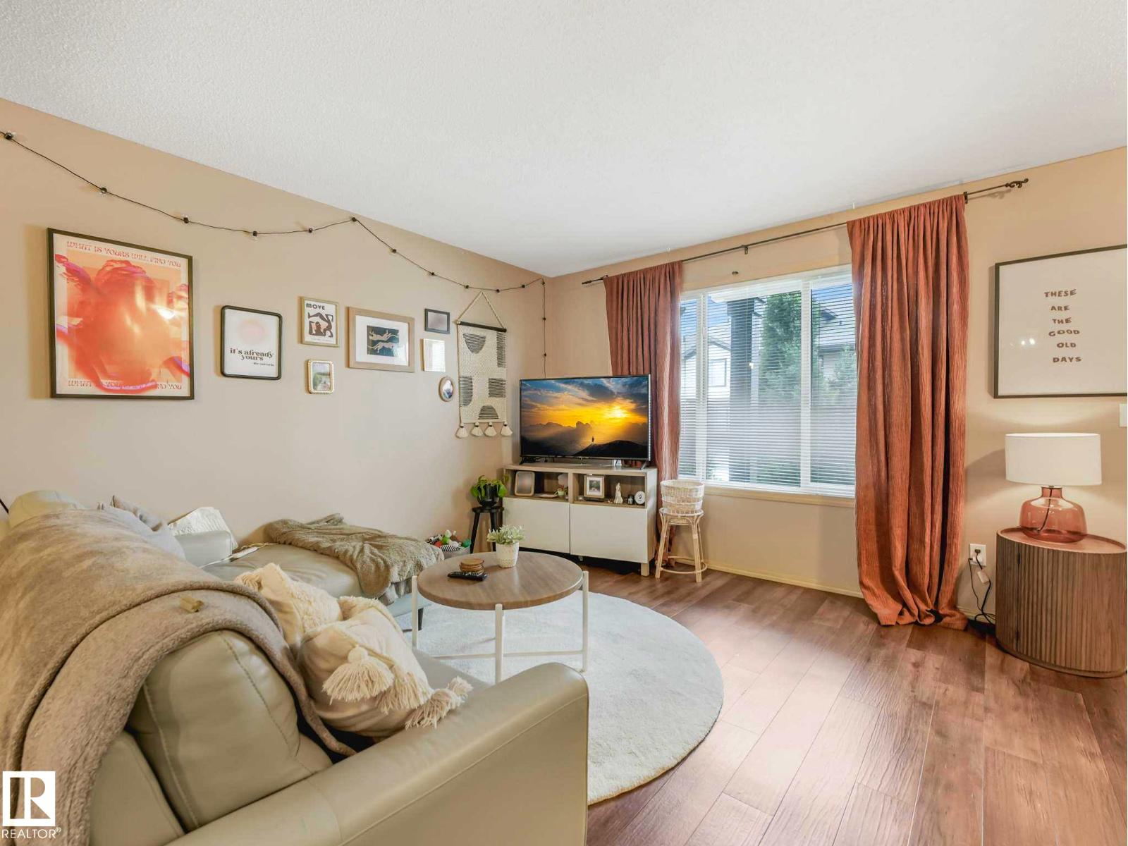 #93 604 62 ST SW - 6