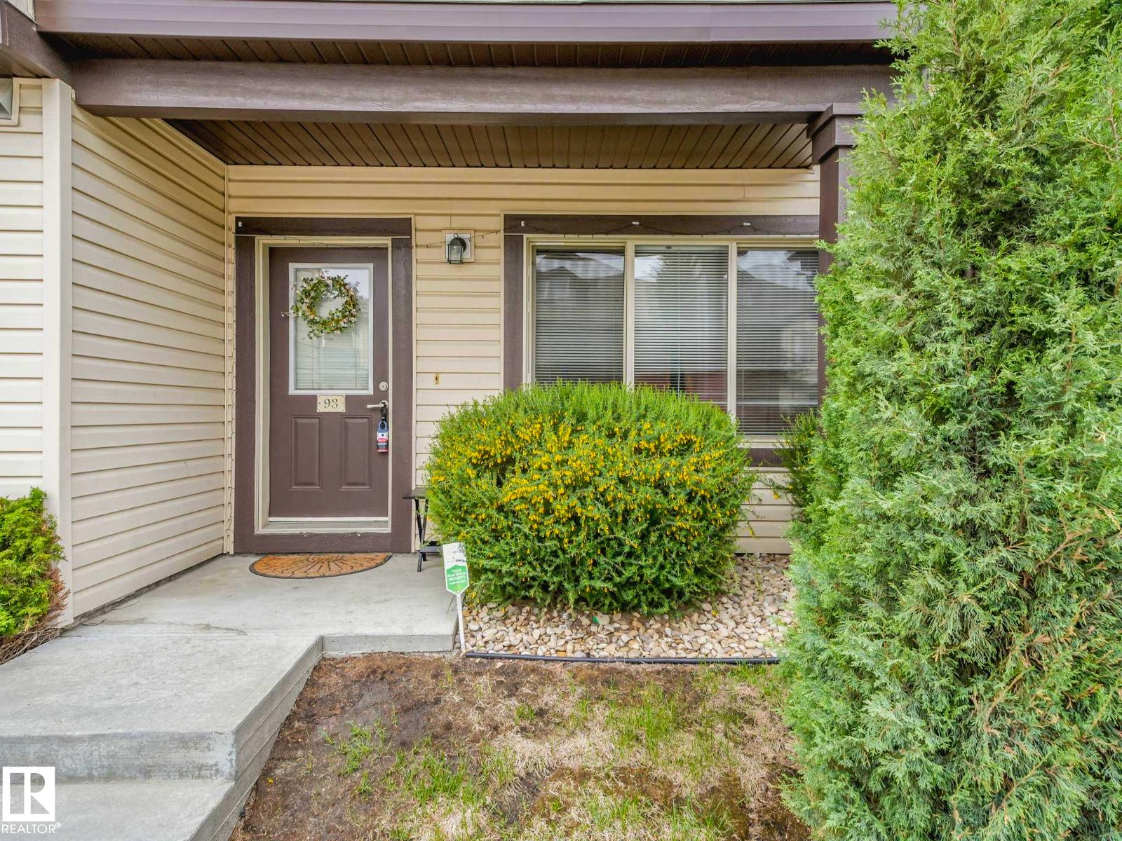 #93 604 62 ST SW - 2