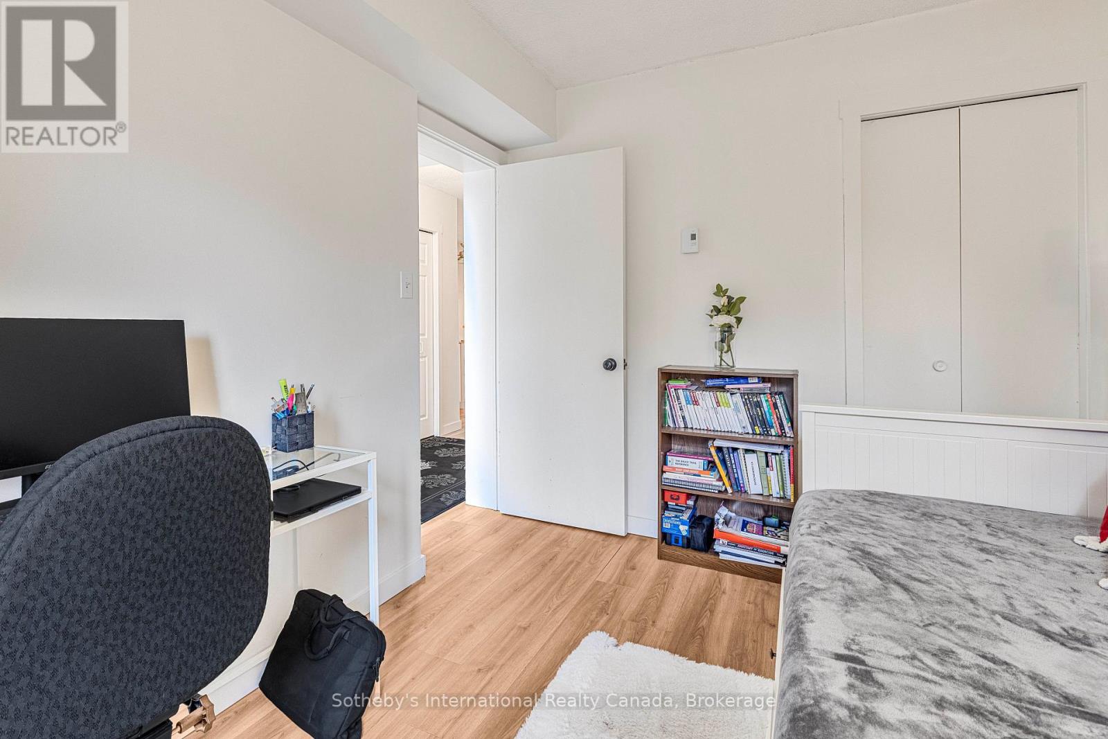 #181 49 TROTT BOULEVARD - 19