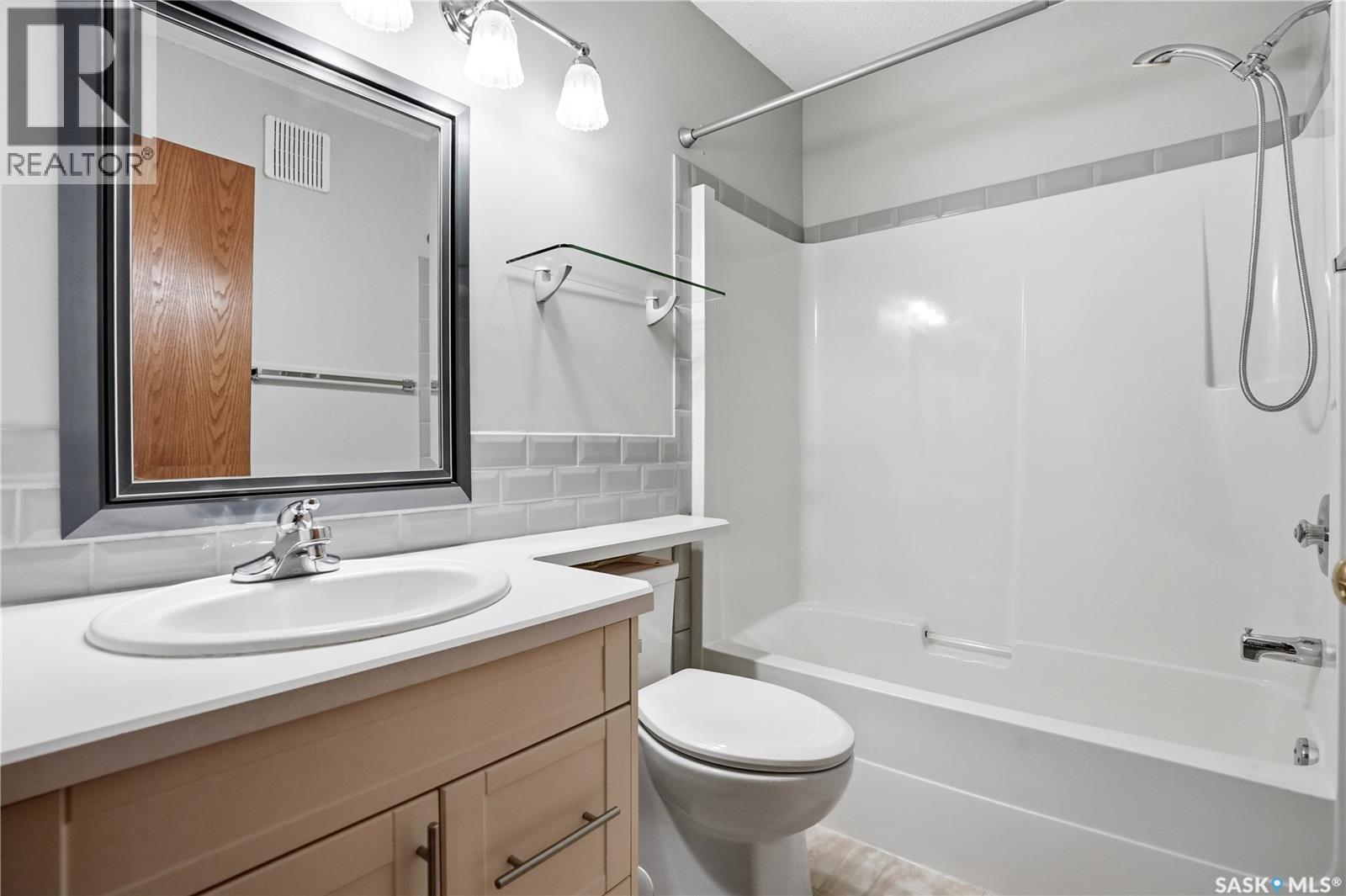 3344 Woodhams DRIVE — photo 12