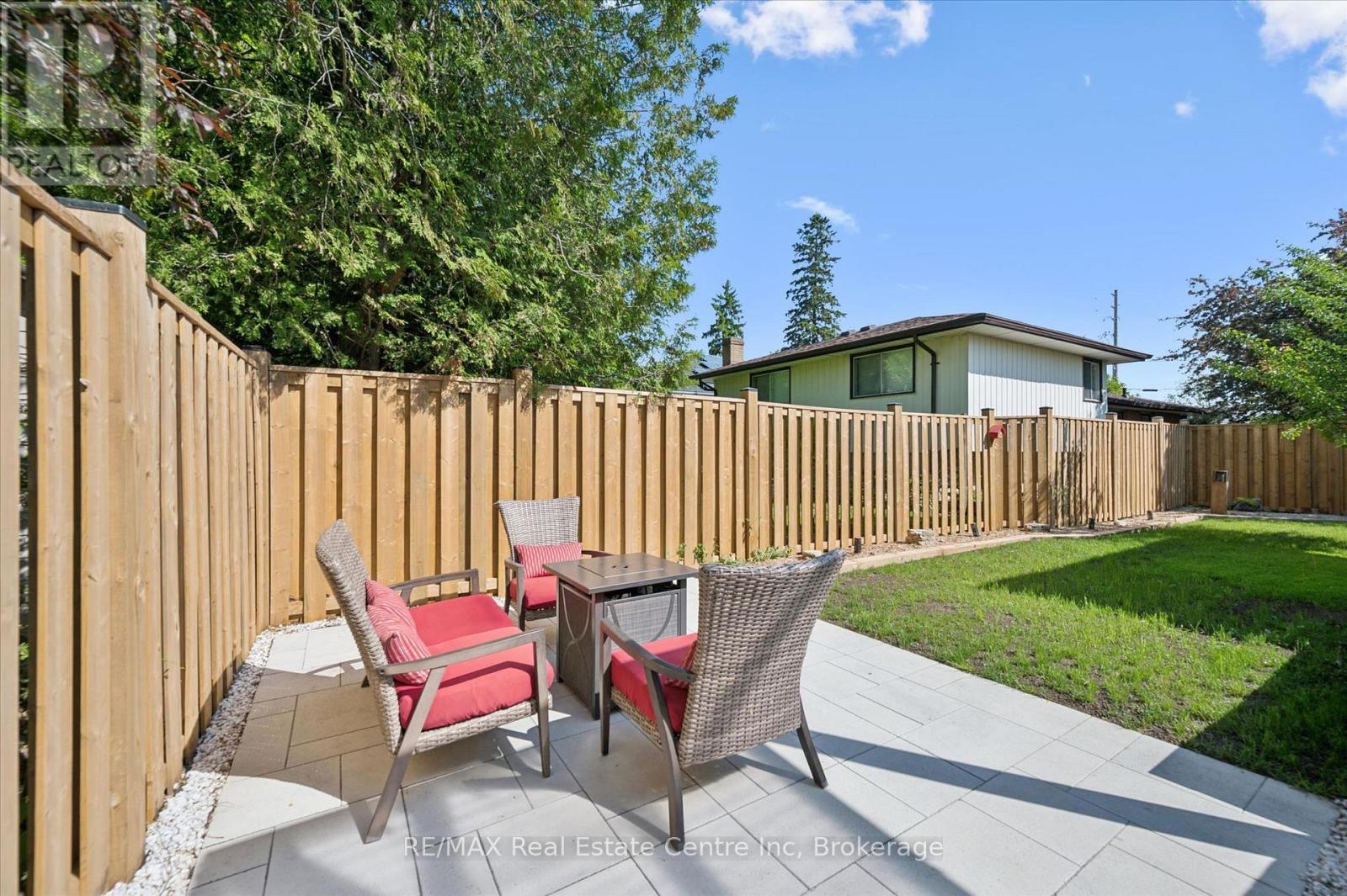 289 GARAFRAXA STREET E - 39