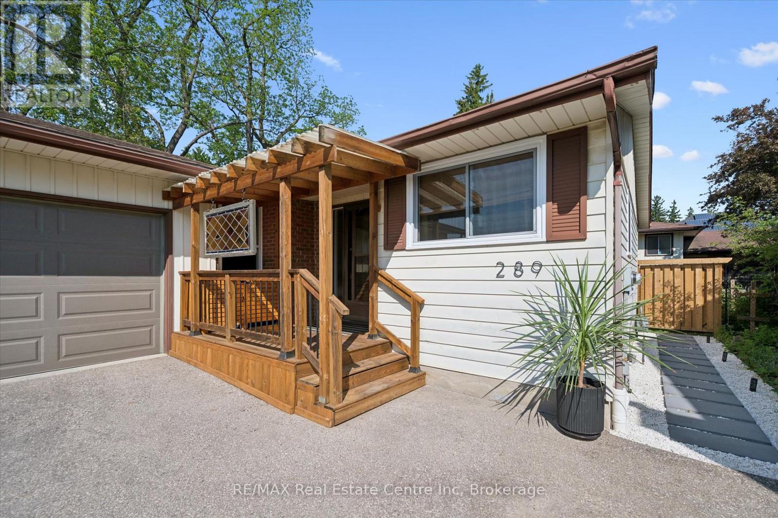 289 GARAFRAXA STREET E - 5