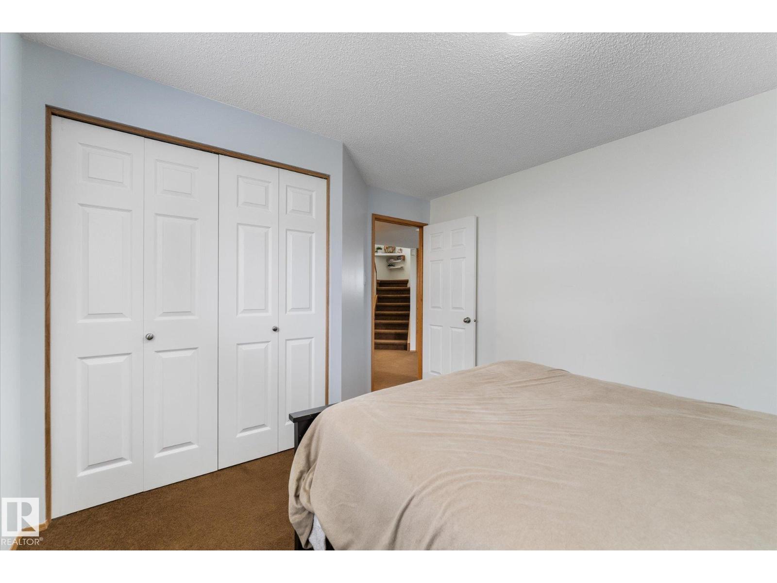 62 HEATHERGLEN CR - 29