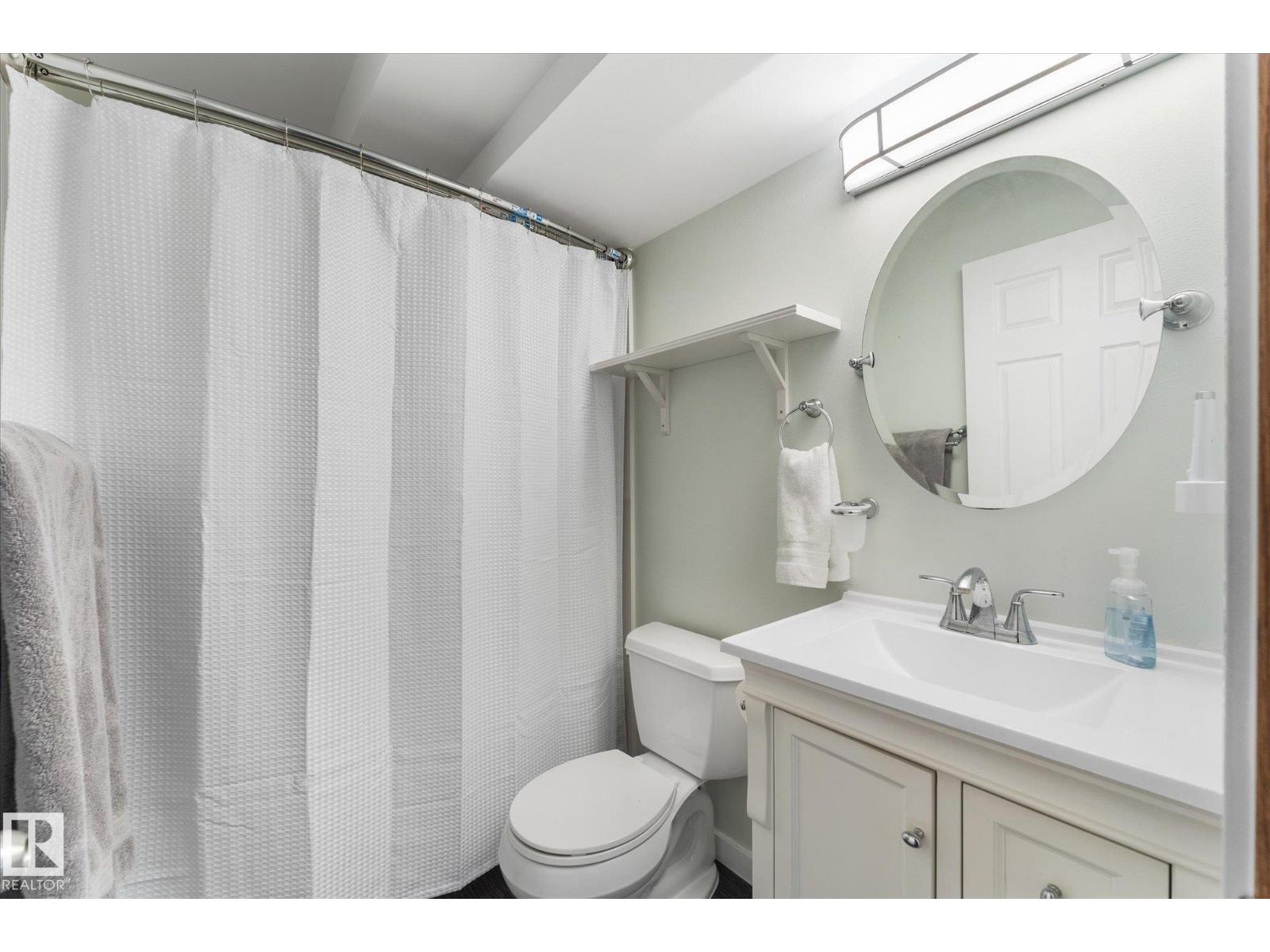 62 HEATHERGLEN CR - 32