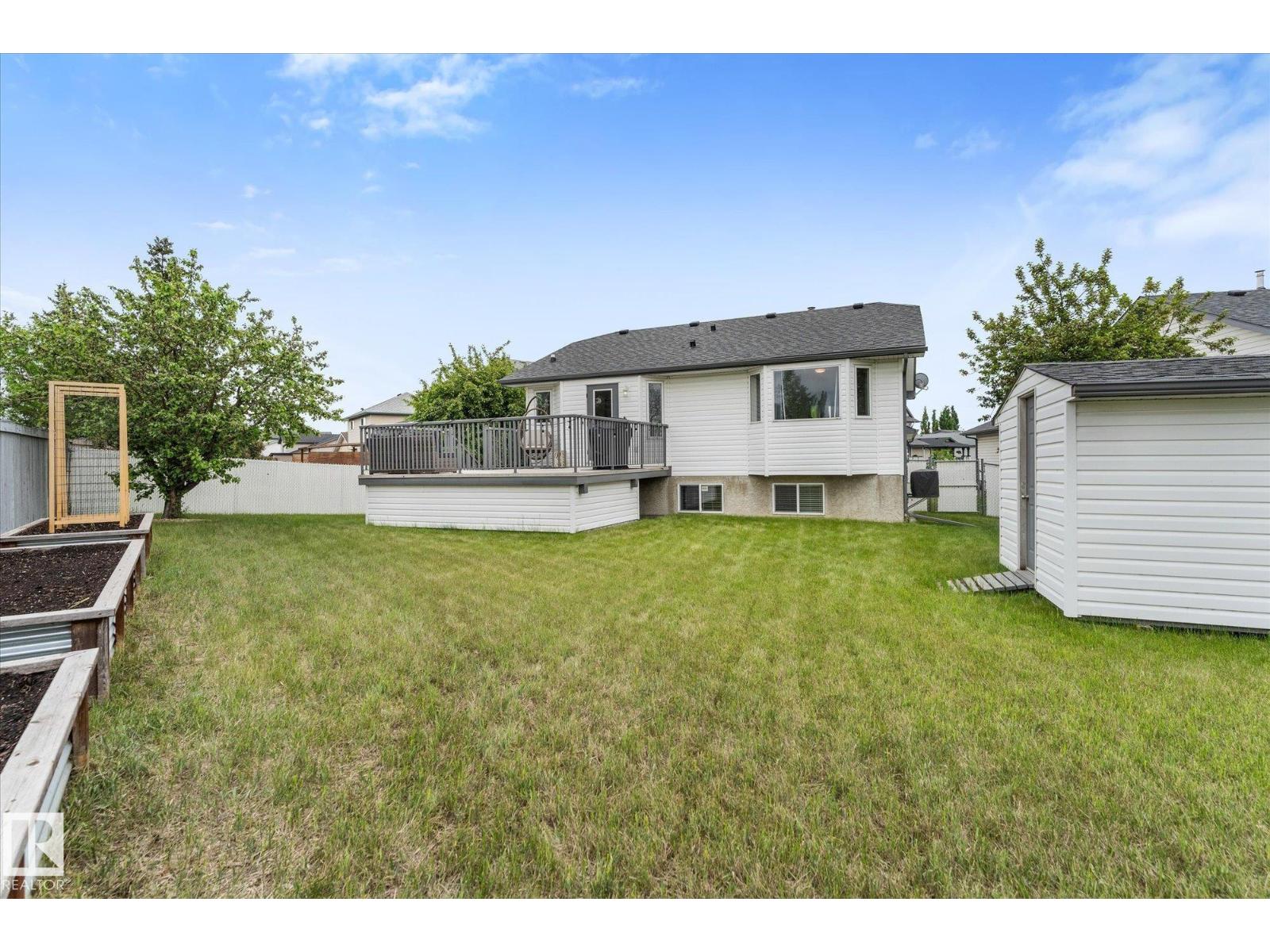 62 HEATHERGLEN CR - 38